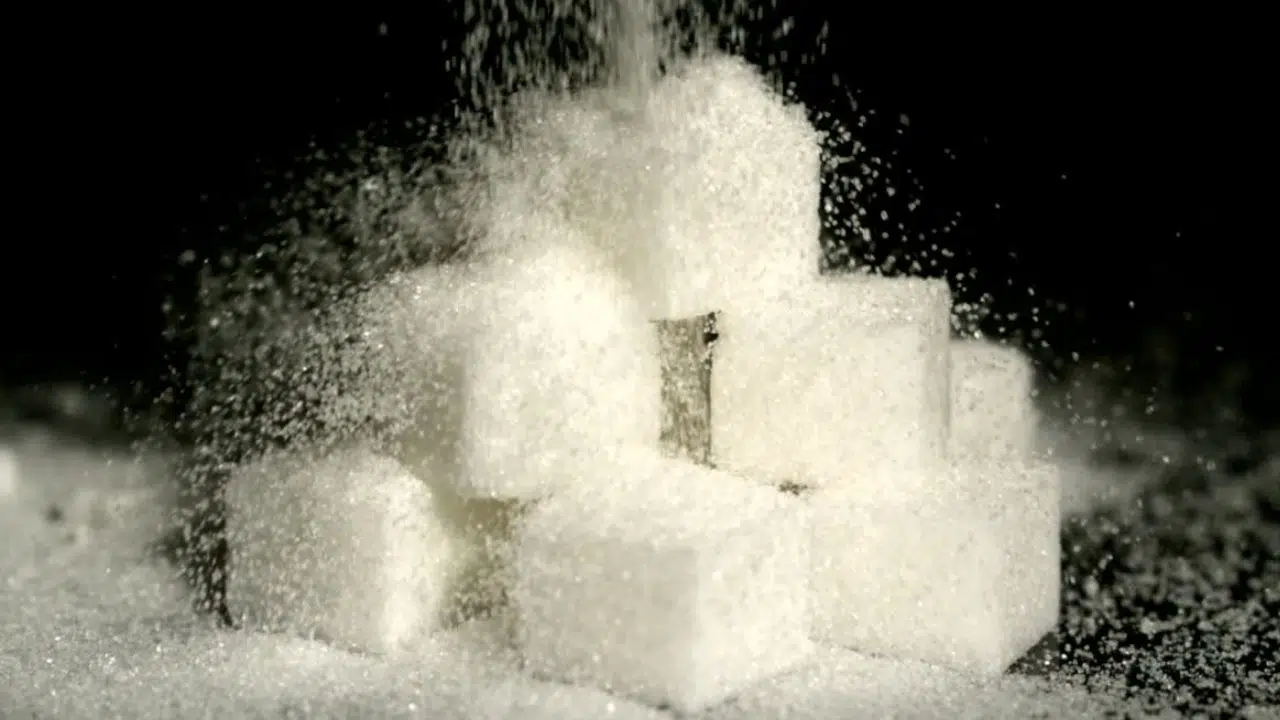 Banho de açúcar para equilíbrio: como fazer, benefícios e dicas