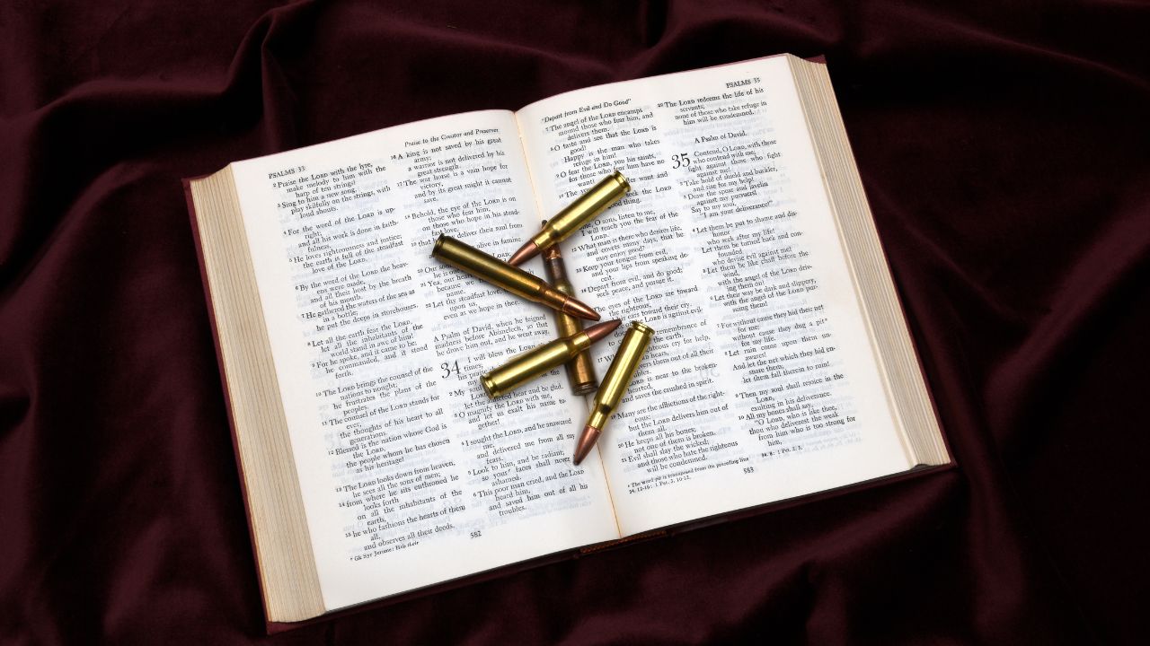 Hipocrisia e blasfêmia: do discurso unilateral à ética espiritualista