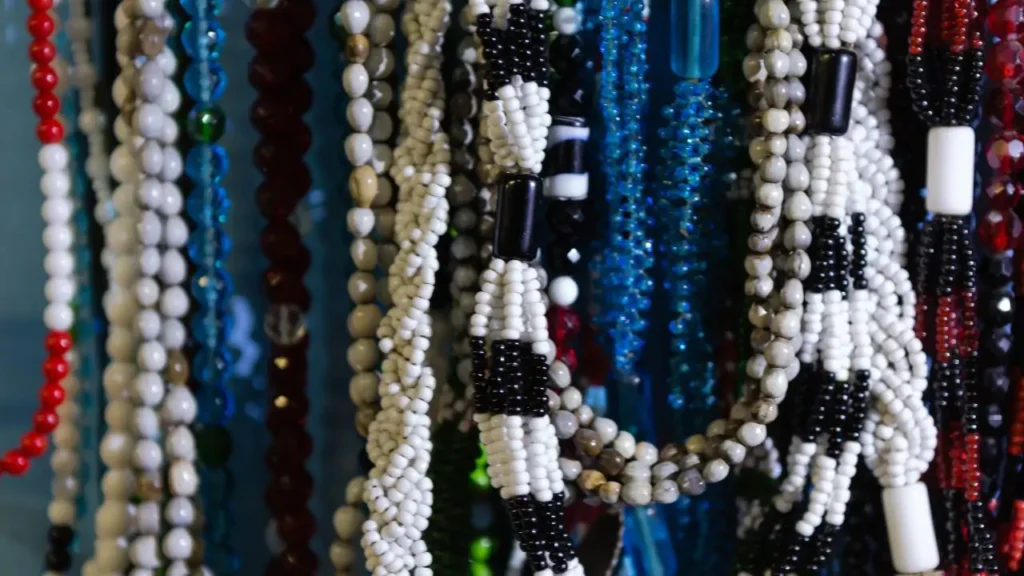 Leitura do Jogo de Búzios para o ano de 2024 e suas revelações