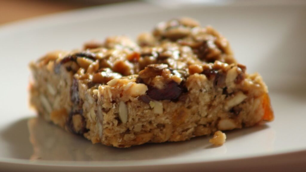 Bolo de banana com granolas