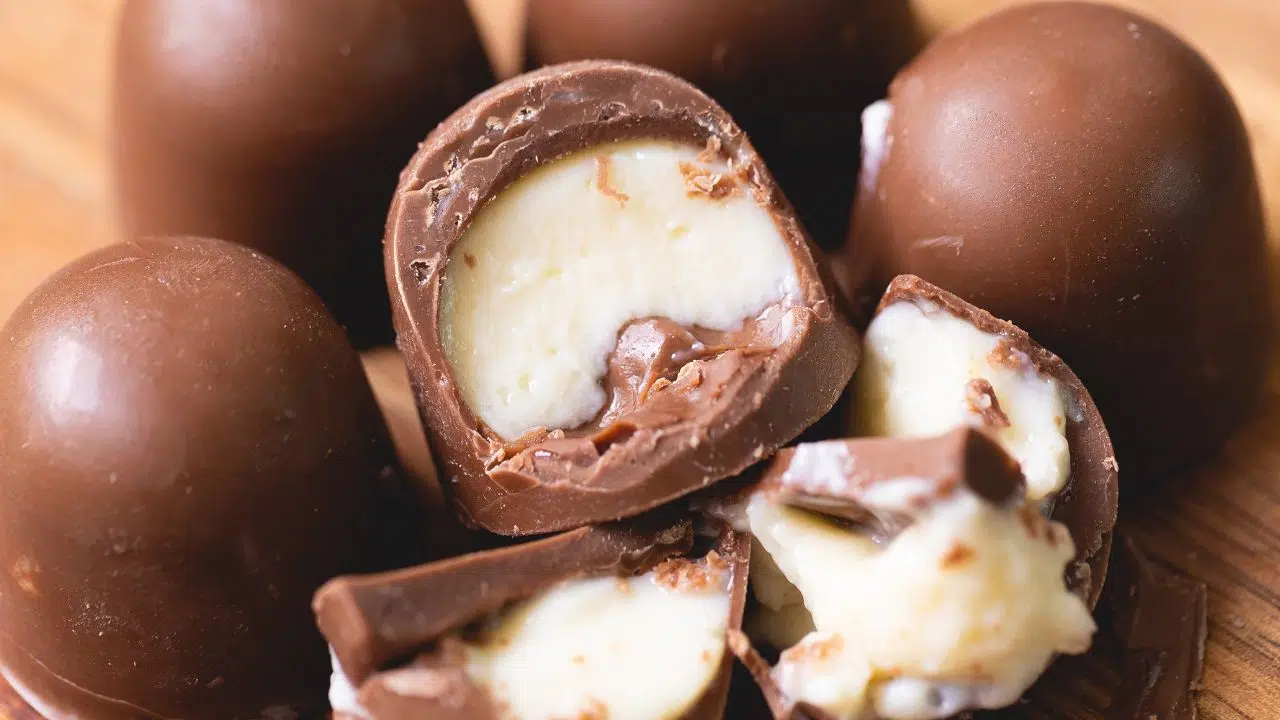 Receita de Bombom vegano recheado de cocada de maracujá