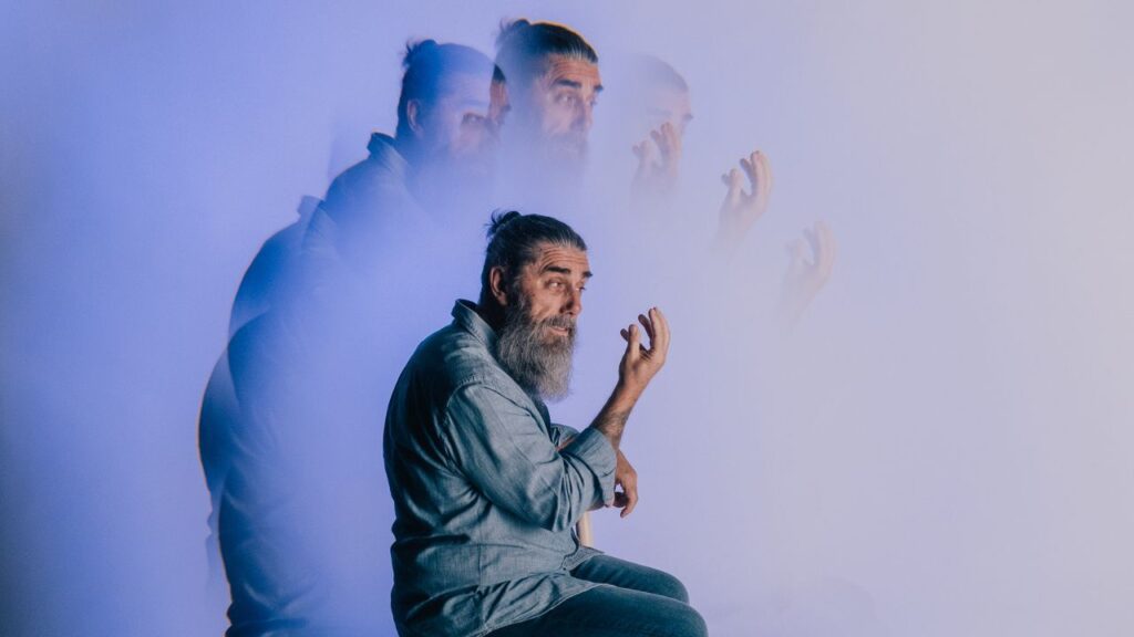 Doença de Parkinson: raízes emocionais além dos sintomas físicos