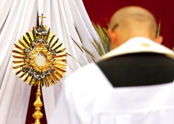 Corpus Christi: Fé, tradição e a arte na celebração da eucaristia
