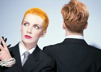 Eurythmics: o milagre do amor levará embora sua dor