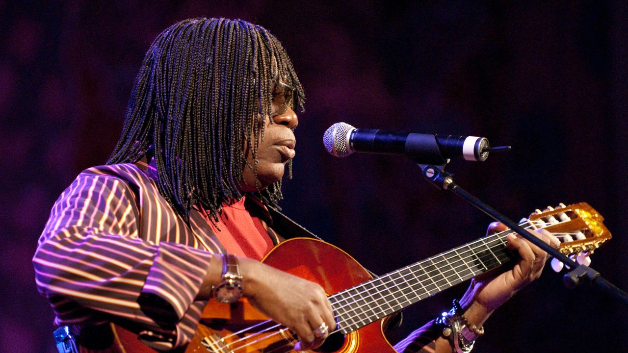 Travessia: Milton Nascimento em uma jornada de superação e vontade de viver