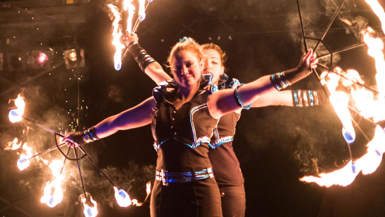 Festival Samhain: morte e renascimento, honrando os antepassados