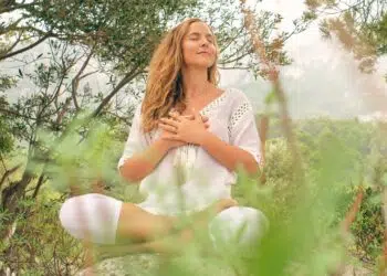 Mindfulness e Menopausa: Calma e clareza em tempos de maturidade