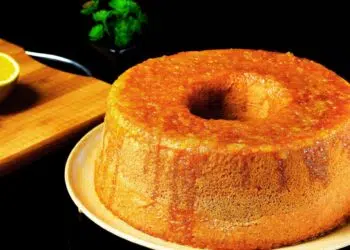 Bolo de Laranja Com Cobertura
