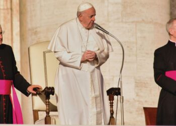 Papa Francisco envia ajuda emergencial a Mianmar após terremoto devastador