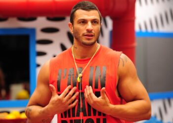 Como Chocar o Mundo em 36 Segundos: livro de Kleber Bambam trata de superação e fama