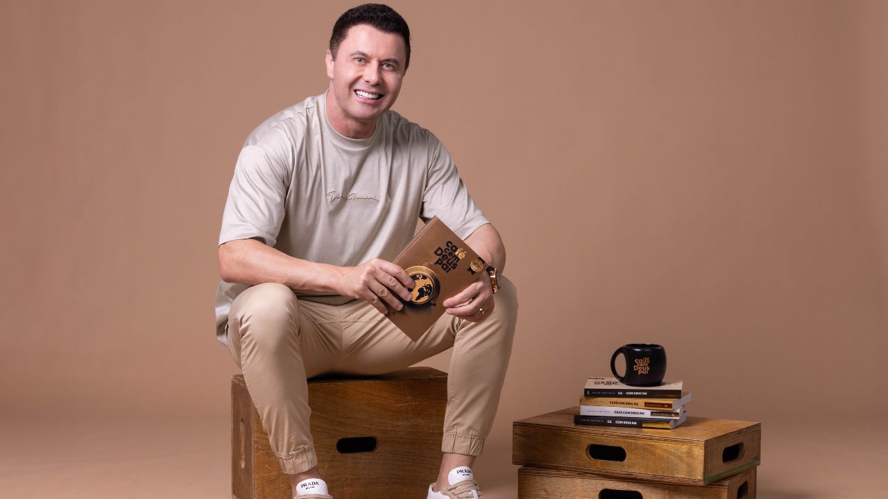 Café Com Deus Pai: livro de Junior Rostirola faz reflexões diárias sobre fé e transformação