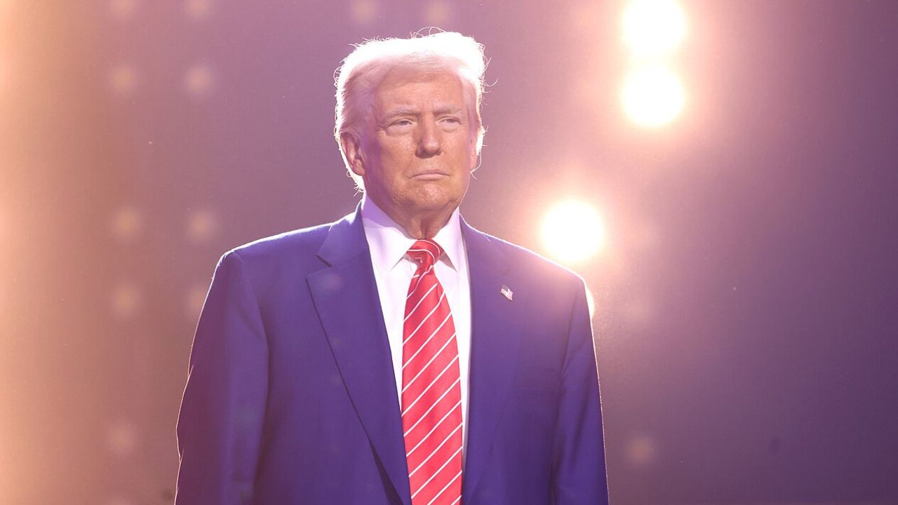 Tarot revela o futuro explosivo do novo mandato de Trump em 2025