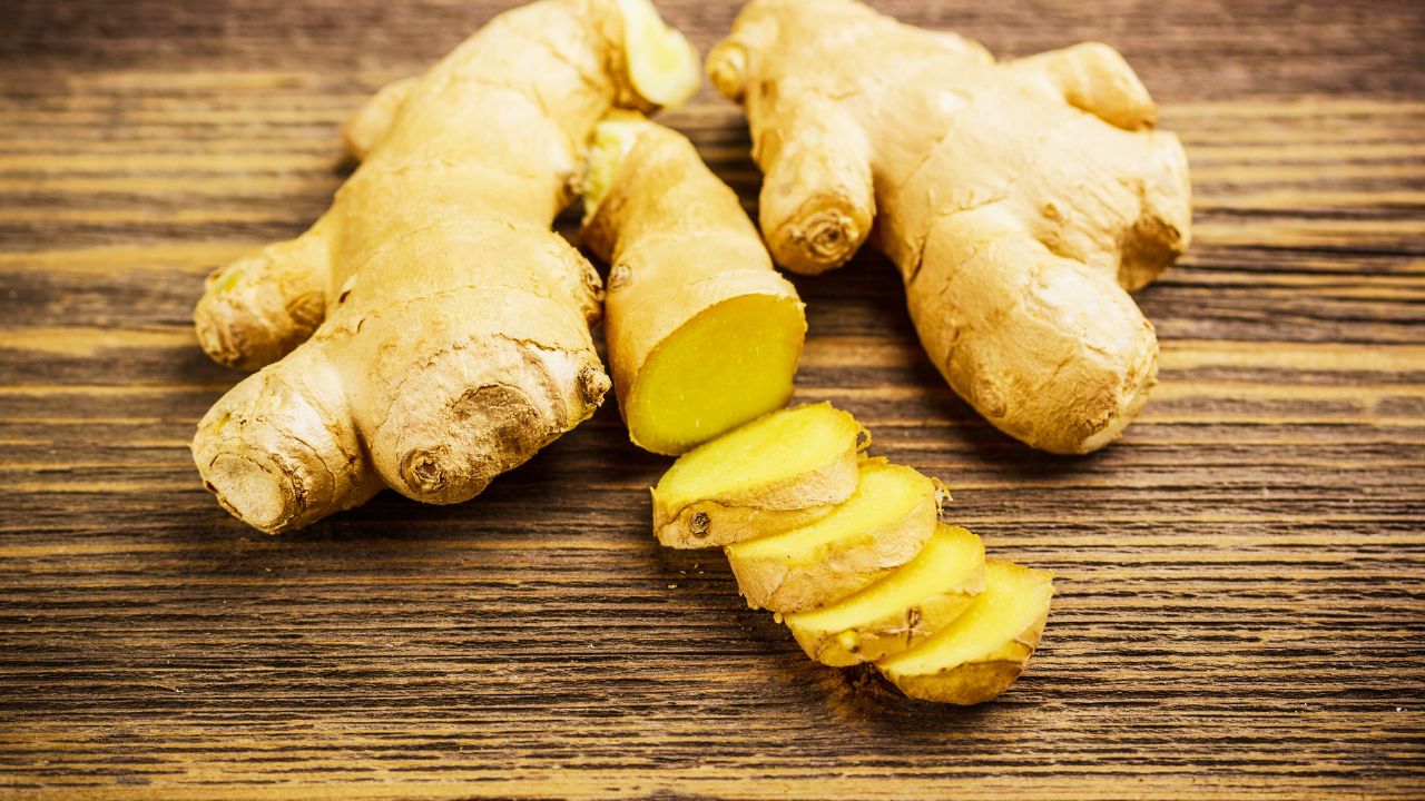 Gengibre: benefícios, usos medicinais e como utilizar no dia a dia