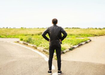 Vida: uma prosa poética que fala sobre caminhos, lutas e amores