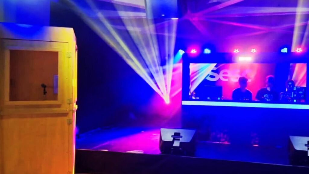 Oficina de produção musical ao vivo no Sesc Santos promove criatividade e experiência sonora única