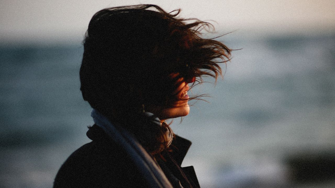 Na imensidão de um tempo sem fim: uma poesia sobre saudade, esperança e reencontro