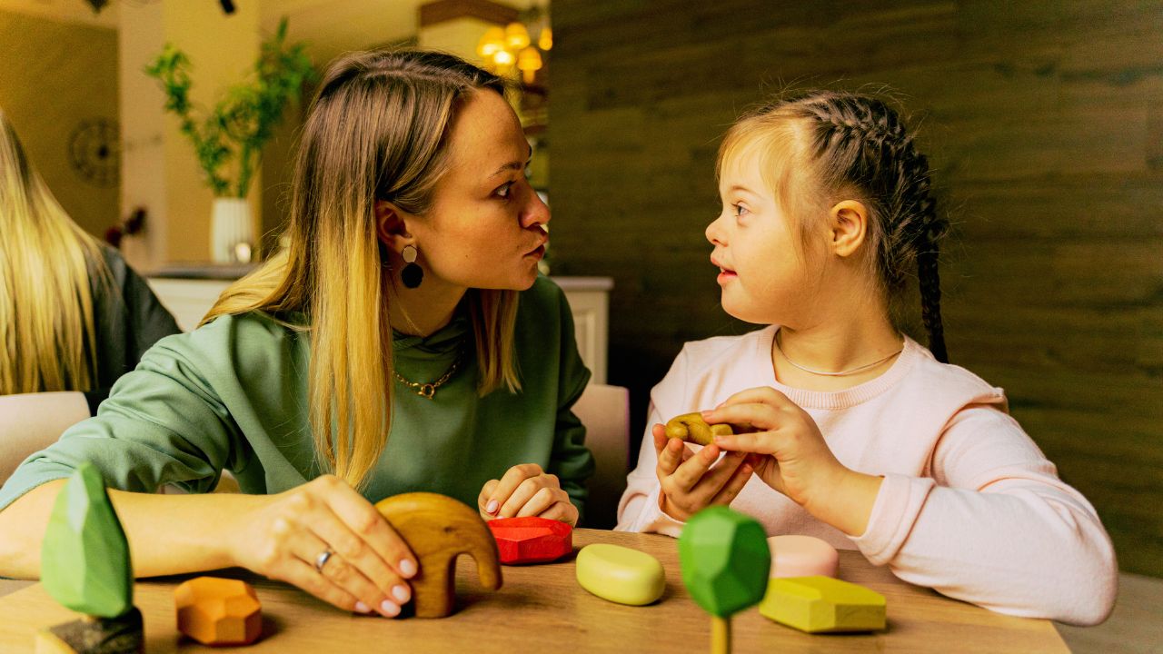 Inclusão escolar fortalece o desenvolvimento da linguagem e das relações