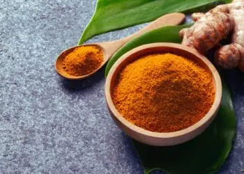 Cúrcuma: benefícios, usos medicinais e como utilizar no dia a dia