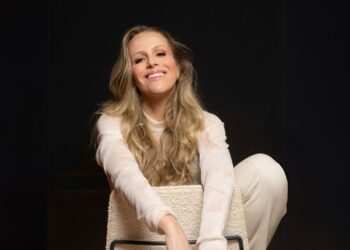 O Profissional do Futuro: livro de Michelle Schneider analisa os impactos da IA no trabalho, na educação e na saúde mental
