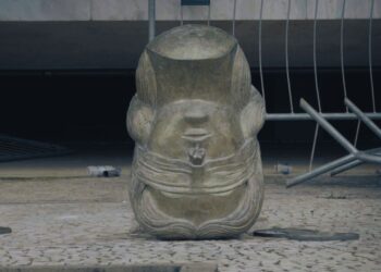 Apocalipse nos Trópicos: Petra Costa encara Malafaia e a fé politizada no Brasil