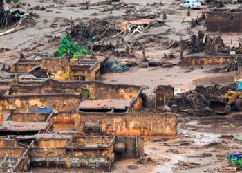 Mariana: pescadores e agricultores começam a receber indenização após desastre da Samarco