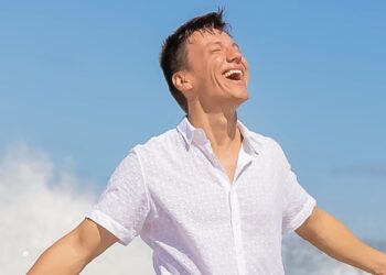 Verdade: Um Lugar Para Todos: livro de Felipe Suhre falar sobre a coragem de assumir quem se é