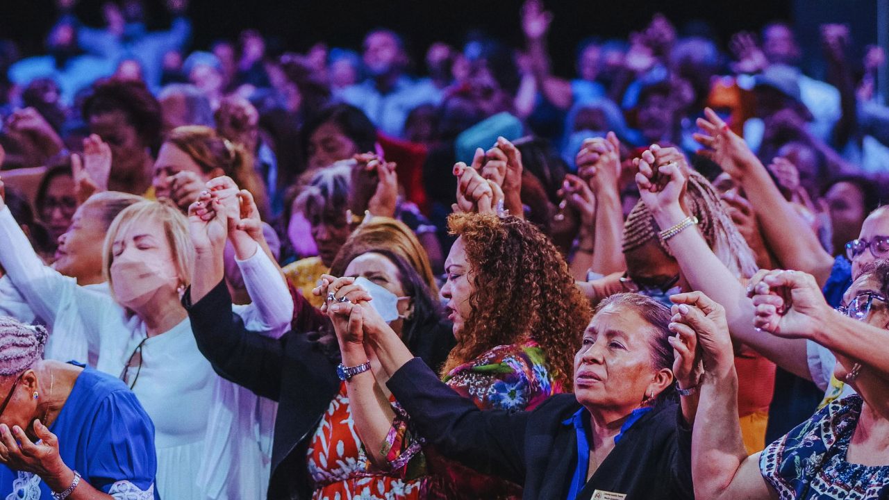 Dominionismo: o que é e por que você precisa entender essa ideia agora