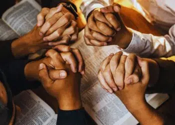 Reconstrucionismo Cristão: o que é essa visão e seus impactos hoje?