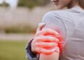 Fibromialgia e emoções: como as dores invisíveis refletem sentimentos não expressos
