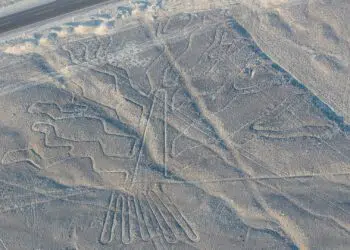 IA descobre mais de 300 novos geoglifos em Nazca e revela um enigma que muda nossa visão do passado