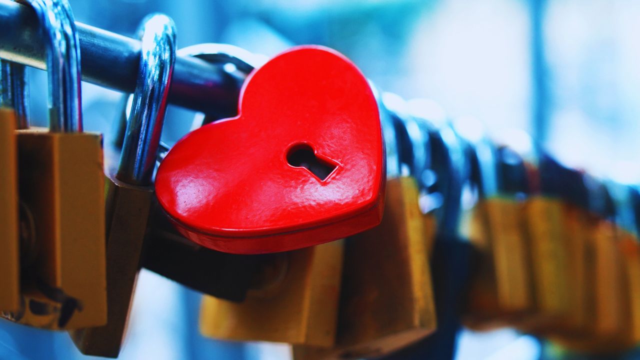 Breadcrumbing: como as "migalhas" de atenção criam expectativas sem compromisso