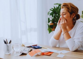 Crença limitante: por que acredito que preciso lutar muito para ter dinheiro?