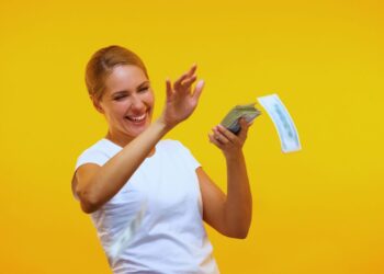 Como a energia feminina influencia sua prosperidade e o fluxo financeiro