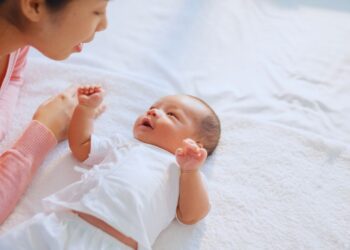 Mamanhês e desenvolvimento infantil: como a fala dirigida fortalece vínculos e linguagem