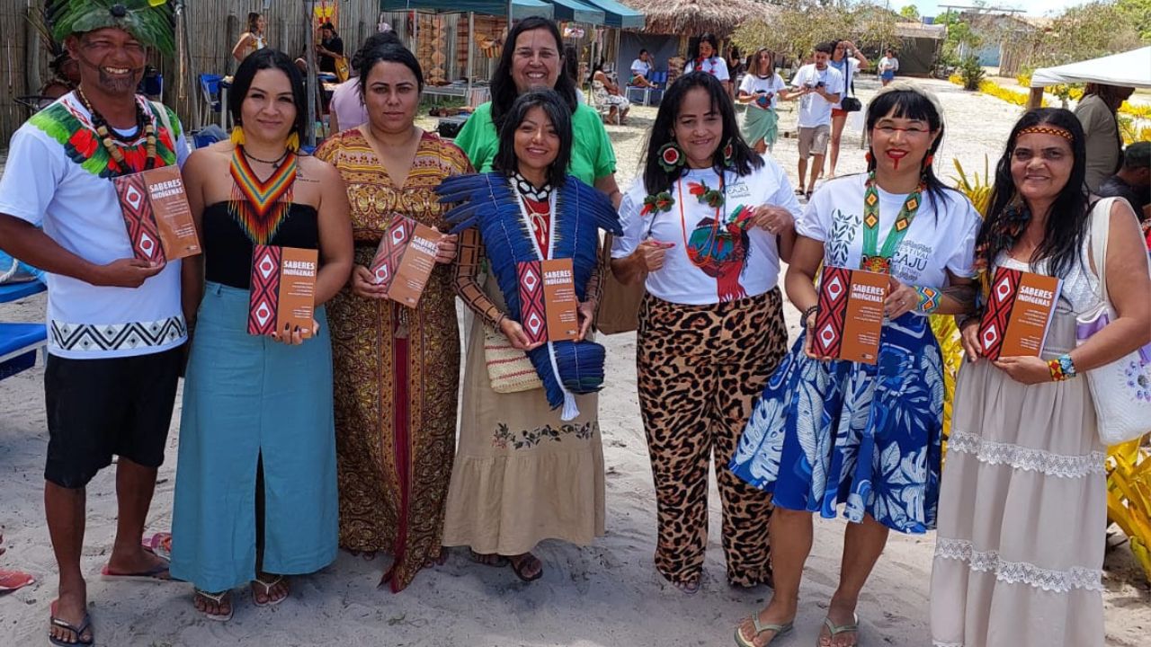 Saberes Indígenas: livro reúne 21 autores para falar sobre contribuições ancestrais para a educação infantil