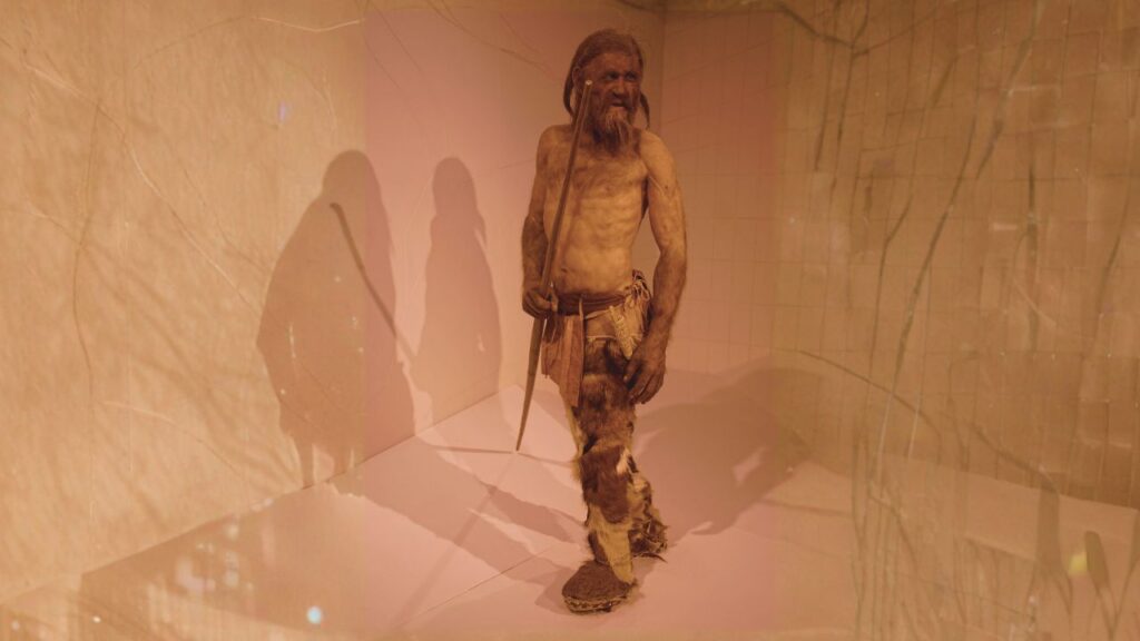 Tatuagem: a pele como tela cósmica, ritual e a ciência da marca