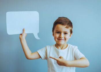 Apraxia e dispraxia na fala: quando a palavra não consegue sair