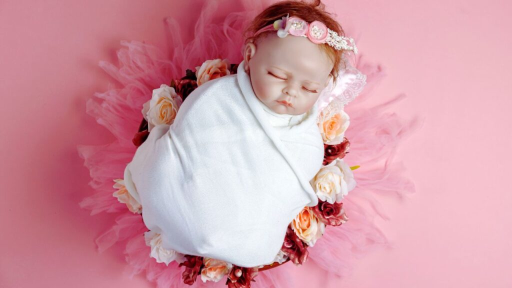 Bebê reborn: o que revela essa maternidade simbólica?