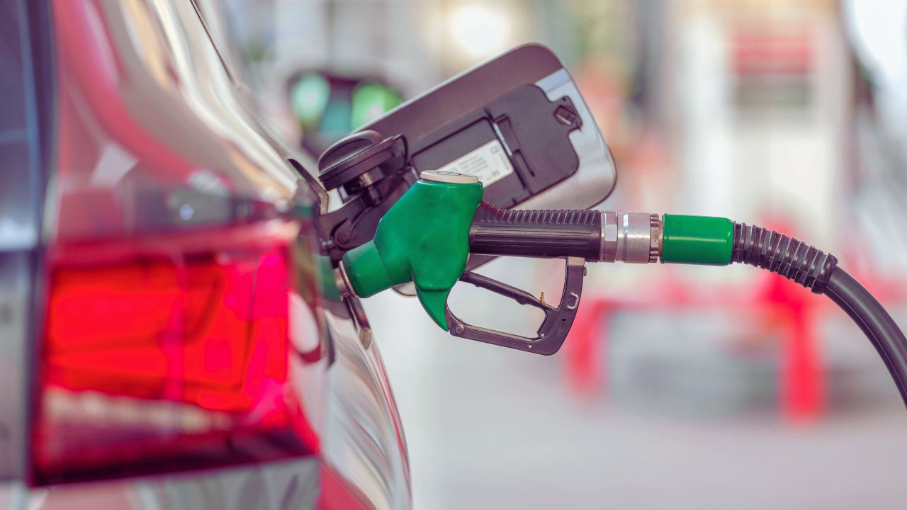 Brasil recebe apoio de mais de 80 países para abandonar combustíveis fósseis na COP30