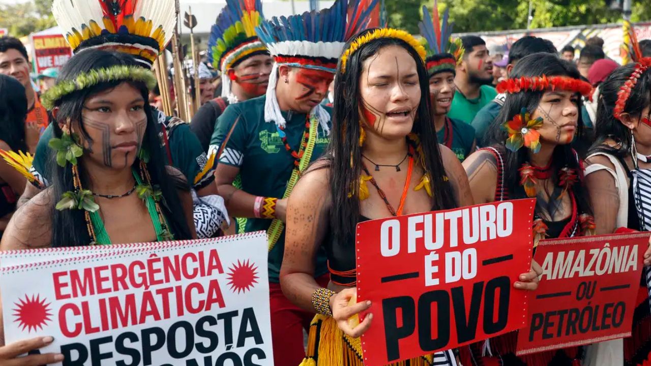 Povos tradicionais pressionam COP30 por acesso direto a financiamento climático