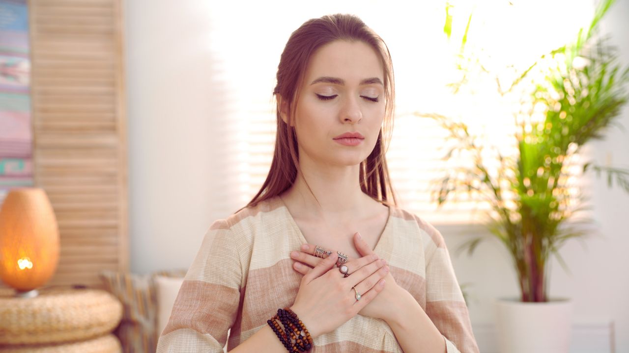 Cura e renovação espiritual: como o novembro nos convida ao autocuidado