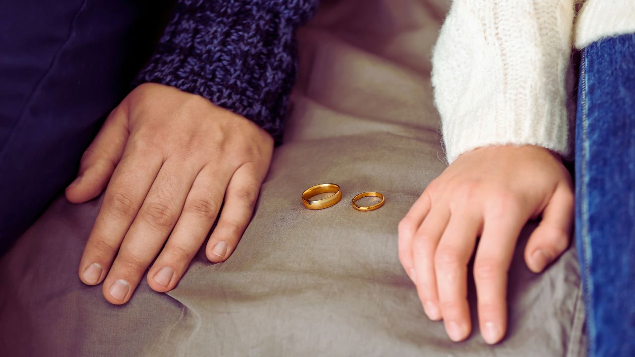 Commitment phobia: o medo de compromisso nas relações modernas e como lidar com esse bloqueio