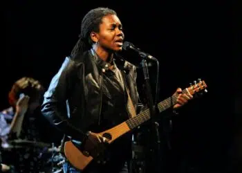 Fast Car: canção de Tracy Chapman narra a busca por uma vida melhor