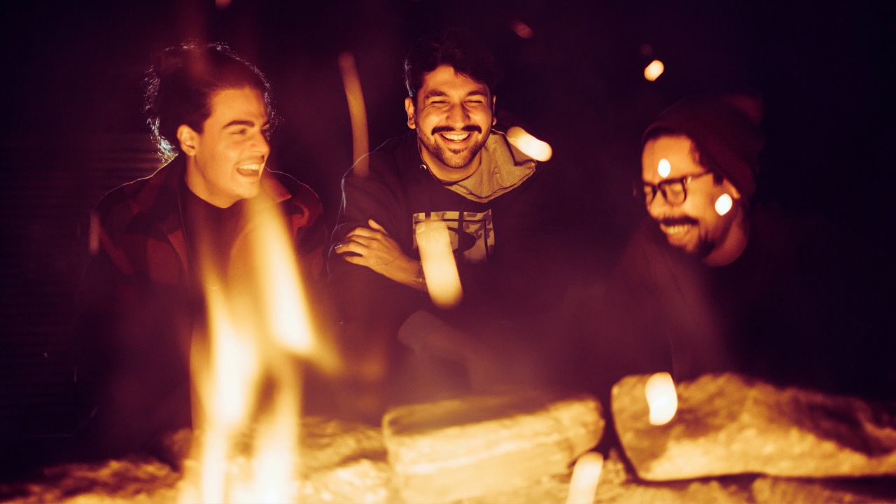 O renascimento simbólico da virada do ano: como a energia do fogo pode purificar e transformar