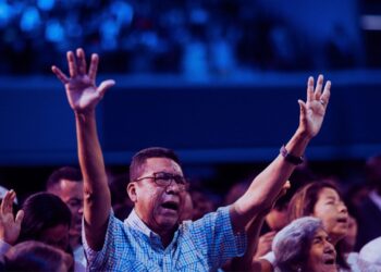 A internacional fundamentalista: ligações globais entre o cristianismo conservador e a extrema-direita mundial