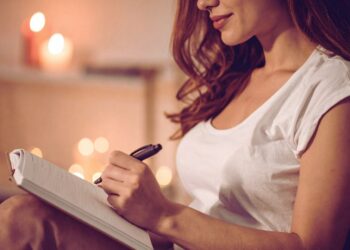 O diário místico: comece o ano com um novo hábito de conexão espiritual e autoconhecimento