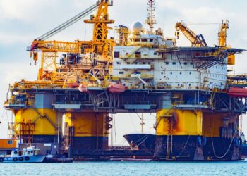 Brasil discute reduzir produção de petróleo para garantir transição energética justa