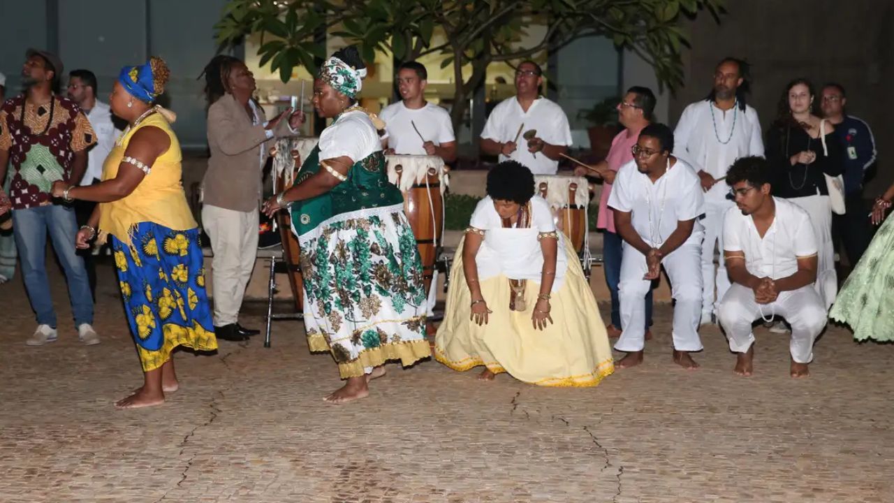 Guia jurídico tenta transformar tolerância religiosa em direito praticado