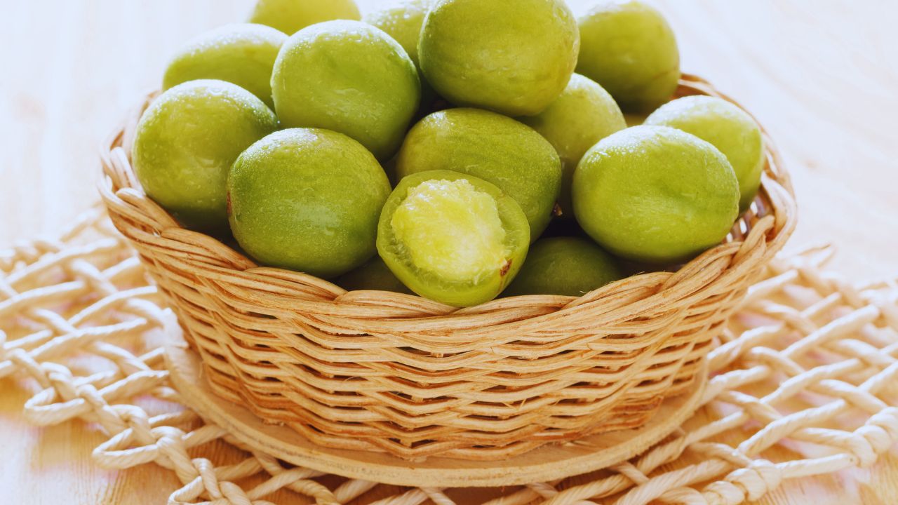 Umbu: benefícios, usos medicinais e como utilizar no dia a dia