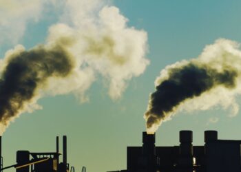 Acordo de Paris completa 10 anos e ONU alerta: metas seguem insuficientes para segurar 1,5°C